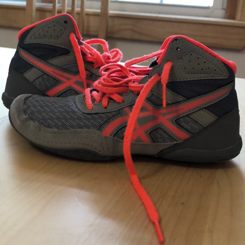 Kids wrestling shoes